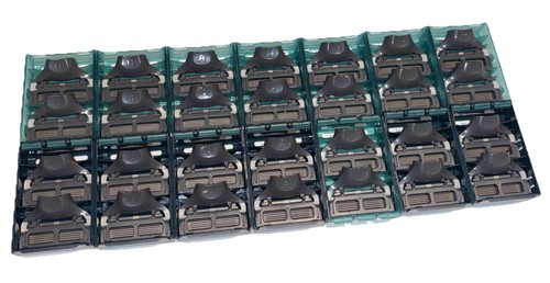 28 Count - New Harry’s Mens Razor Blades - 5 Blade Cartridge Refills - Picture 1 of 4