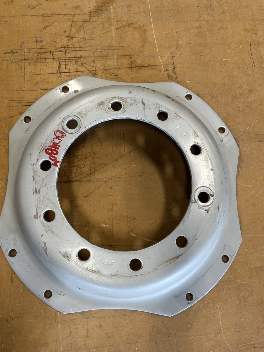 4293081M1 Challenger MT525B MT525D MT535B MT535D MT545B Front
