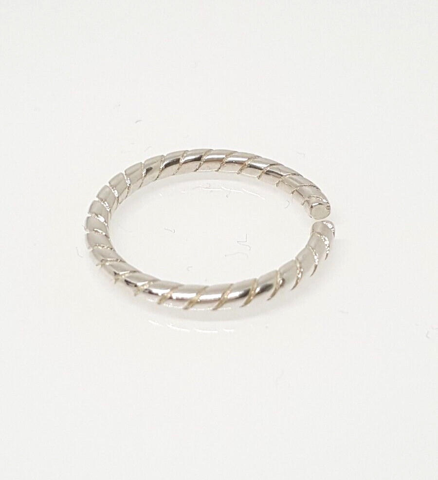 Fabulous Solid Patterned Band Ring 925 Silver Siz… - image 1