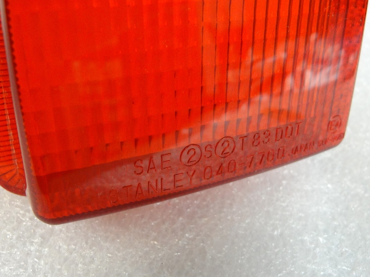 【NNさん専用】 23037-1257 LAMP-ASSY-SIGNAL FR LH & RH ZX750 ZX900