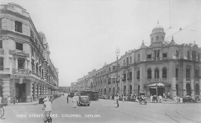 POSTCARD - CEYLON - SRI LANKA - YORK STREET - FORT - COLOMBO - REAL PHOTO? - Image 1 of 2