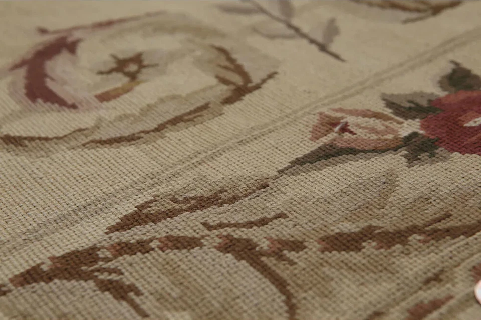 5'5''x7'8" Beige Hand Woven Floral French Flatweave Aubusson Wool Area Rug - Image 4 of 4