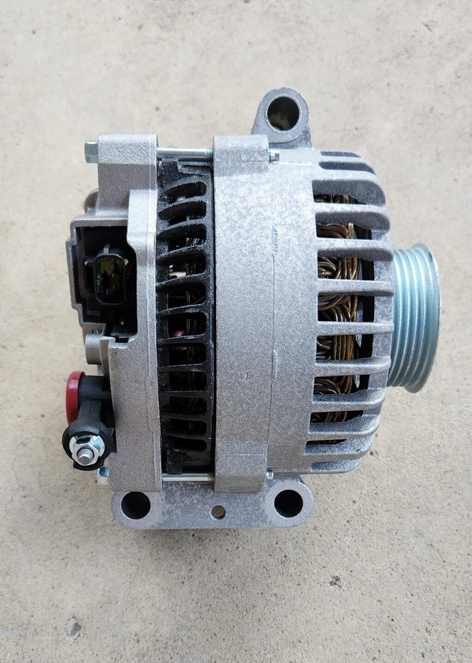 Alternador Ford Windstar (parte # 8253) Foto 2 de 3