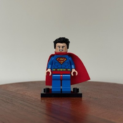 LEGO DC Comics Superman Minifigure - Blue Suit, Spongy Cape, Tousled Hair 76096