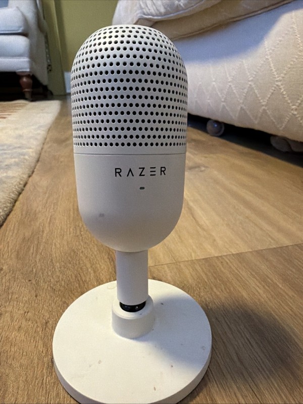 Razer Seiren Mini Streaming Microphone - Black