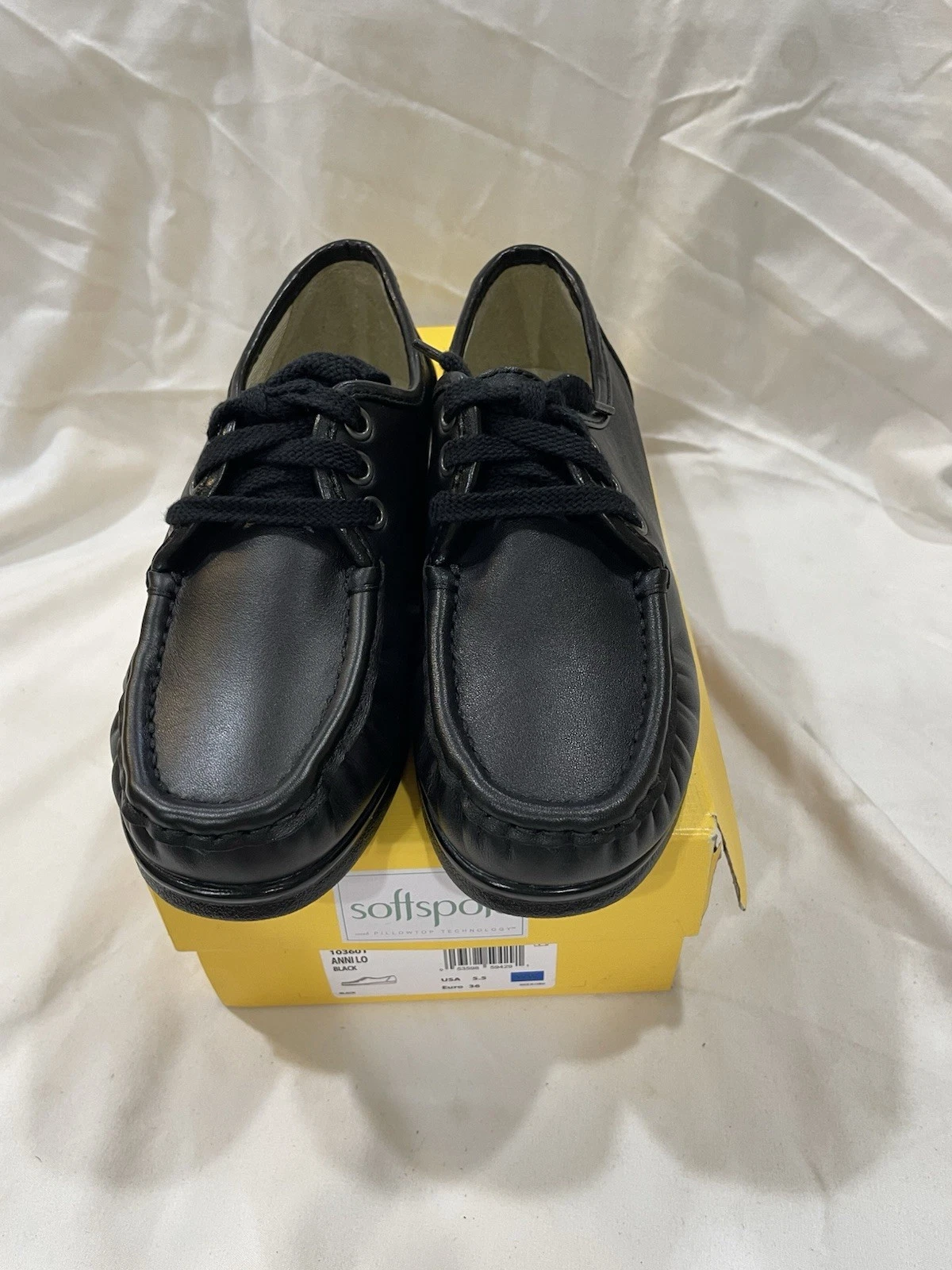 Softspots Annie Lo Black Leather Upper Womens 5.5 WW Lace Up Shoes 103601