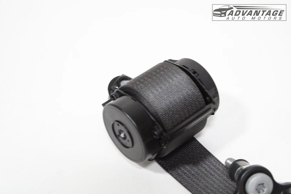 2019-2025 CHEVROLET BLAZER REAR RIGHT SIDE 2ND SECOND ROW SEAT BELT SEATBELT OEM - Image 3 of 4