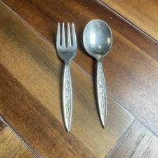 Vintage Rogers Bros 1847 IS baby spoon & Fork set 4”