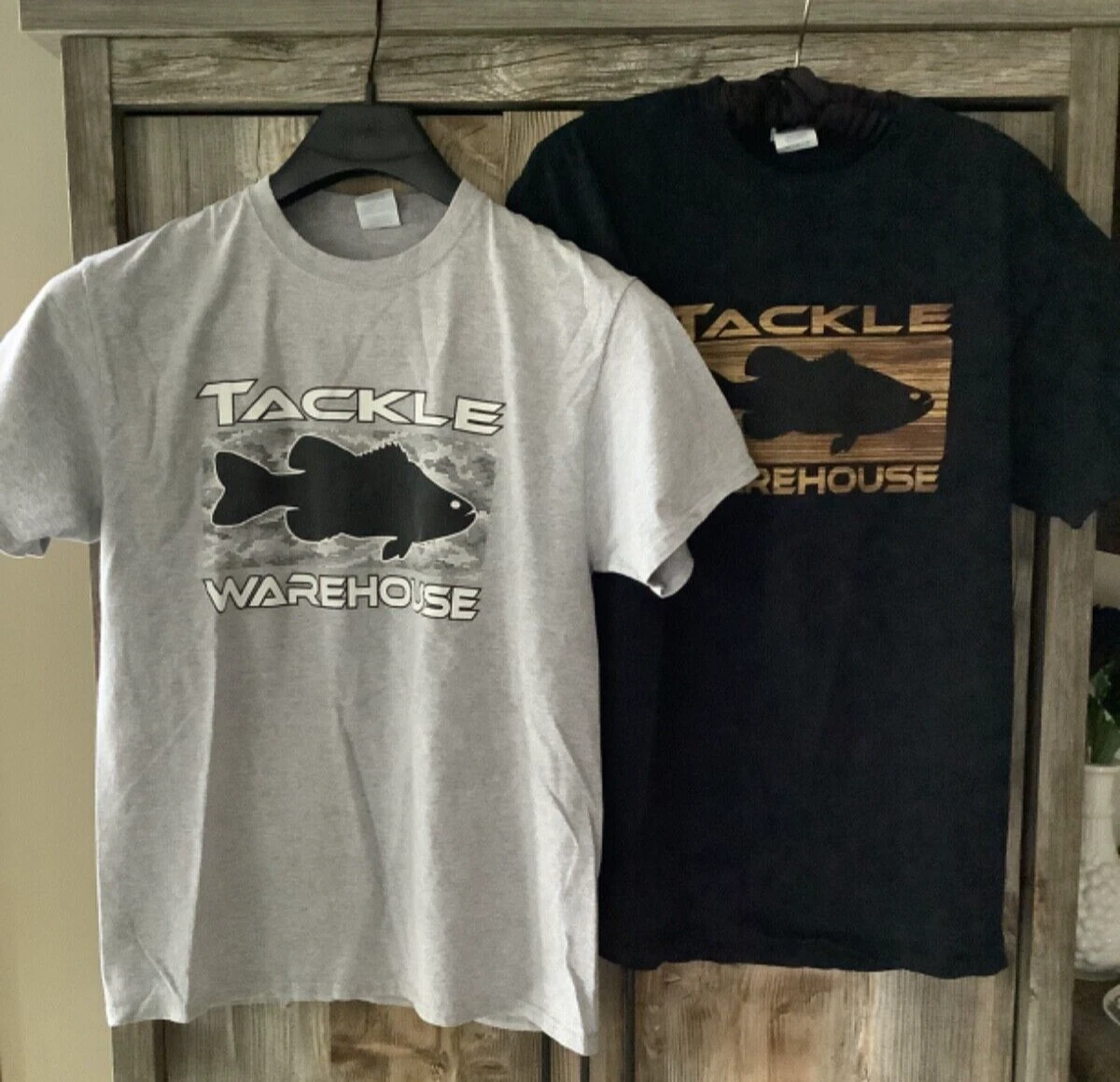 Mens PORT & CO Black Gray Short Sleeve Crew Fishing Shirt Lot Tackle Warehouse M