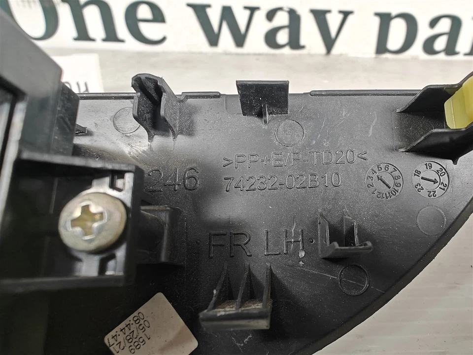 7423202B10 Interruptor ventana maestra puerta conductor Toyota Corolla 2003-08 4H4 524 B4 Foto 3 de 3