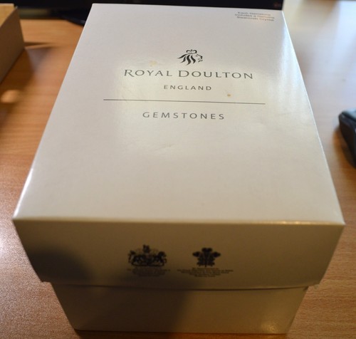 Royal Doulton Figurine Gemstones Collection MARCH Aquamarine HN4972. Box+papers - Picture 5 of 5