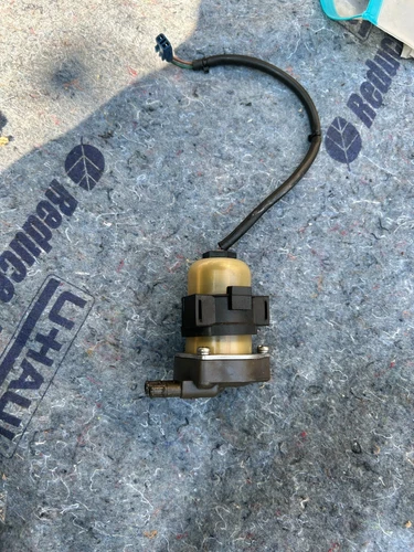 16800-ZY9-003 Honda BF90D SEPARATOR ASSY., WATER