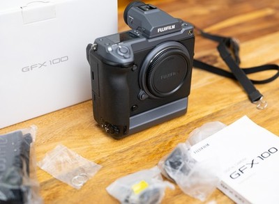 Fujifilm Fuji GFX 100 Mittleformat  OVP! Ausgezeichneter Zustand vie Neu