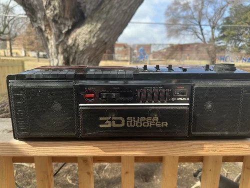 Hitachi TRK-3D5H 3D Super Woofer Dual Cassette Boombox Auto Reverse EQ Radio