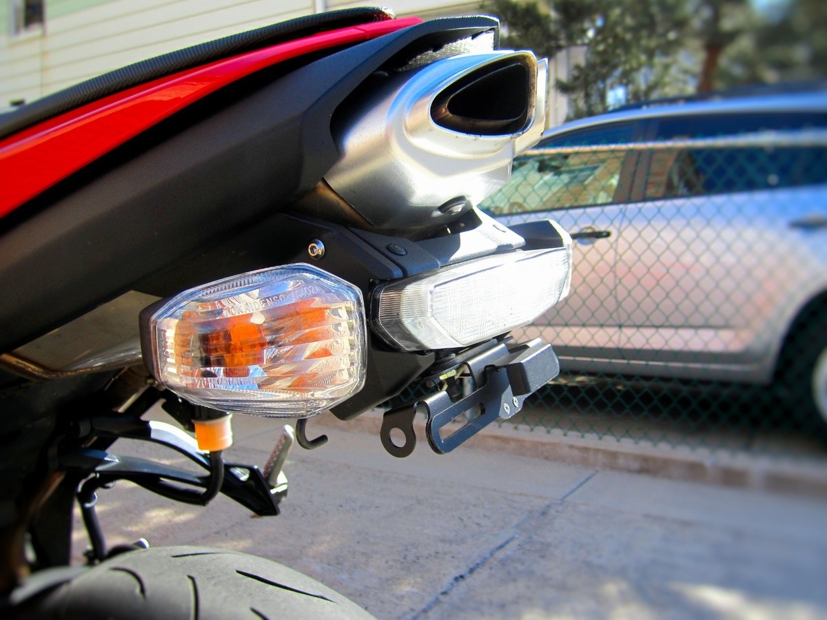 【リード】 Fender Eliminator Tail Tidy 2007 - 2008 Kawasaki Ninja ZX6R
