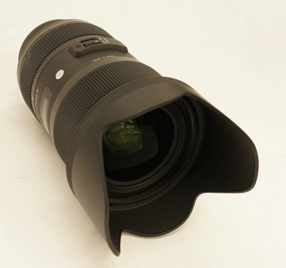 Sigma 18-35mm f/1.8 DC HSM Art Lens for Nikon DSLR Cameras