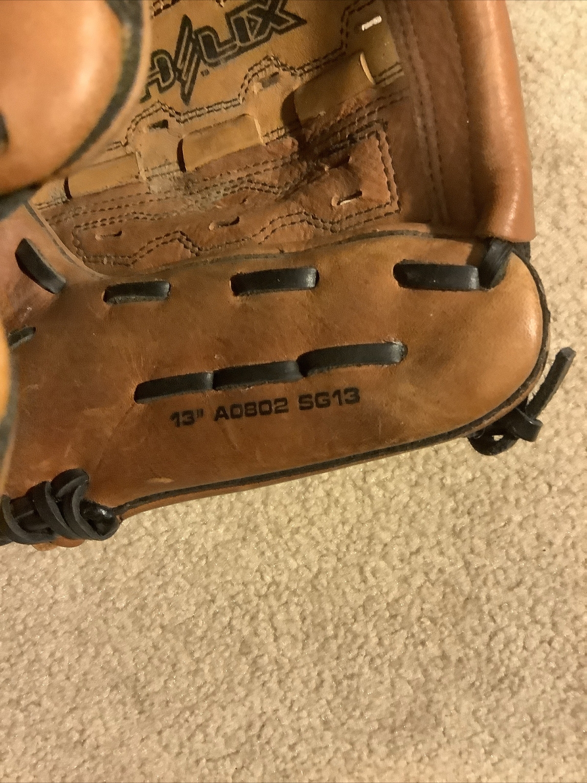 DeMarini 13” Helix A0802 Helix Leather Slowpitch Softball Glove Lefty