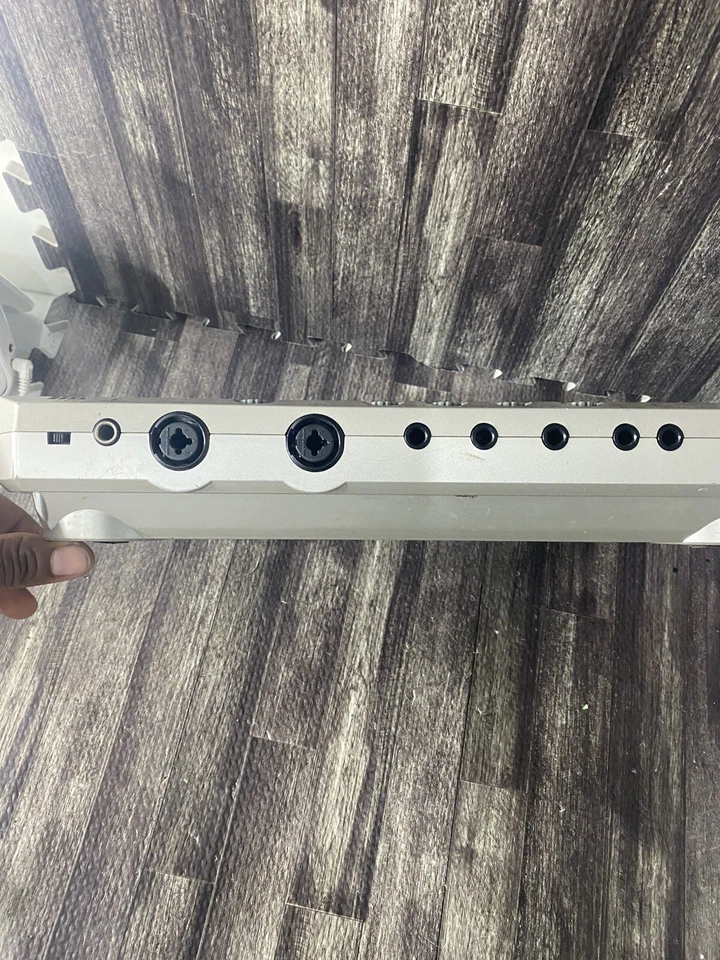 KORG D 12 Digital Recording Studio MTR Multi Track Recorder For Parts - Image 2 of 4