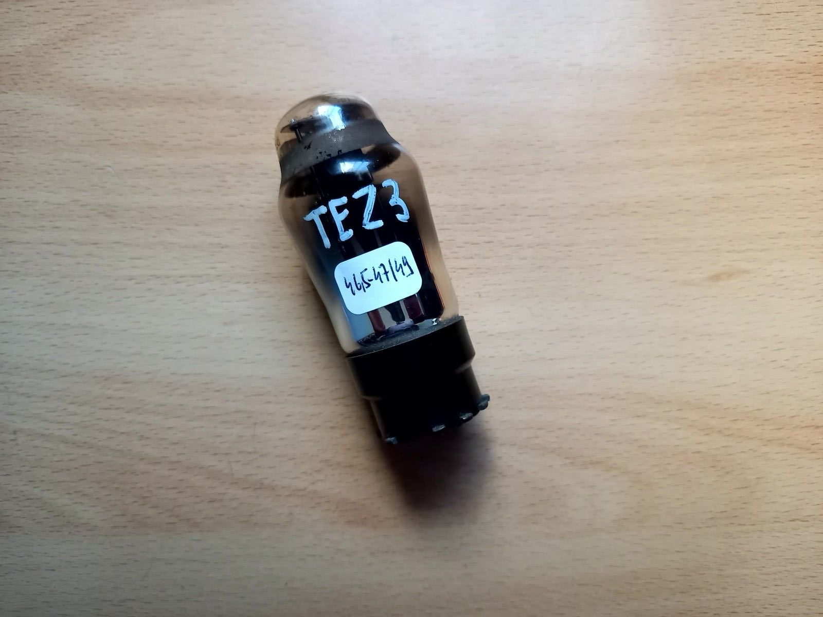 Lampe Mazda EZ81 / 6CA4 – Tube électronique Vintage Non Testé