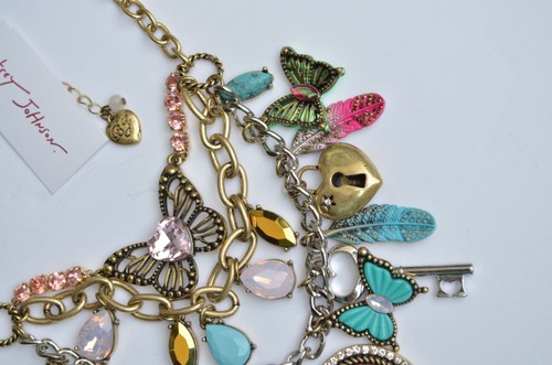 Betsey Johnson Boho Butterfly Charm Key Heart Feather Love Necklace - Picture 4 of 9