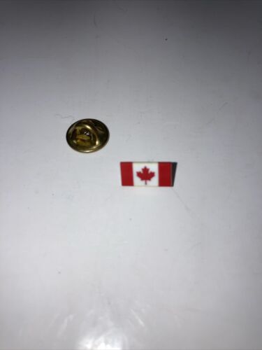 Vintage Canadian Flag Lapel Pin Hat Pin Tie Pin - Picture 3 of 4
