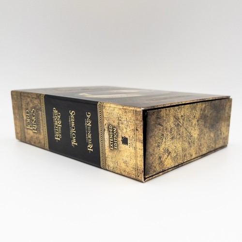Lord of the Rings: Extended Edition Trilogy - Blu-ray - 15-Disc Box Set - Picture 2 of 20