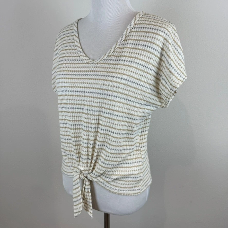 Top de mujer Paper Crane pequeño tejido gofre manga corta cuello en V nudo de lazo delantero Foto 4 de 4