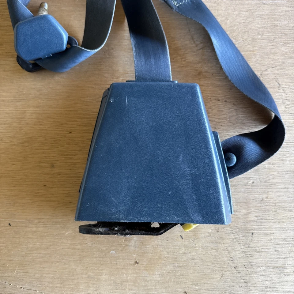 Retractor de cinturón de seguridad de banco de pasajeros delantero derecho azul para 91-94 Chevy GMC C/K OEM Foto 2 de 4