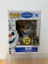 Funko Pop! 2014 Con Exclusive Frozen #79 Olaf GITD - DAMAGED BOX + PROTECTOR