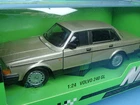 WELLY 1/24 Volvo 240GL Light Gold From Japan