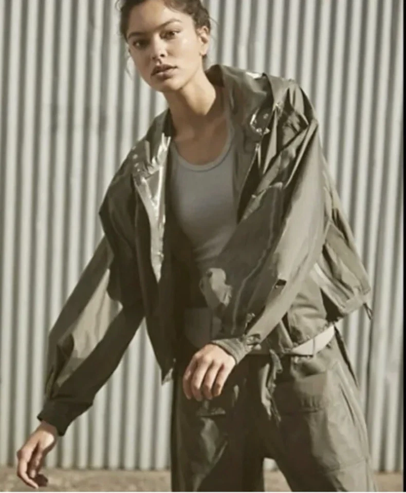 Jaqueta impermeável Free People FP Movement Rain Check embalável, pequena, nova! US$ 168 - Imagem 3 de 4