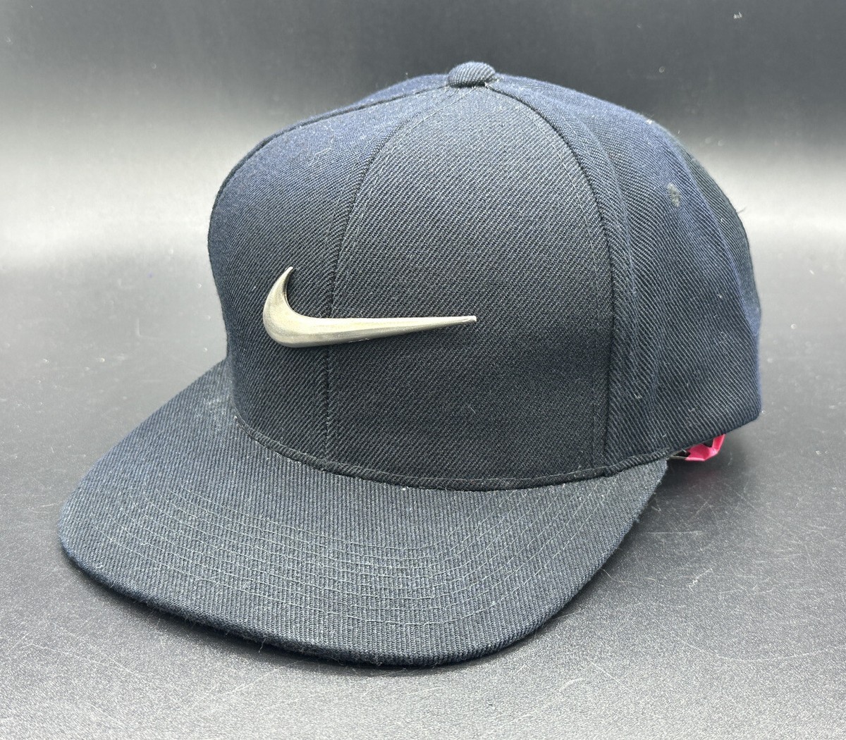 Vintage 1990s Nike White Tag Double Metal Pendant Black Flat  display picture 3