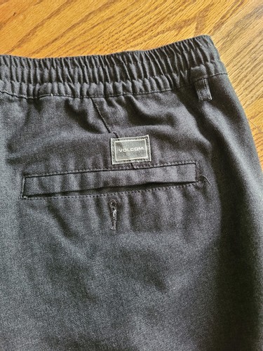 Volcom Golf Casual Travel Shorts Men's Size L Cotton/Polyester EUC - Picture 7 of 9