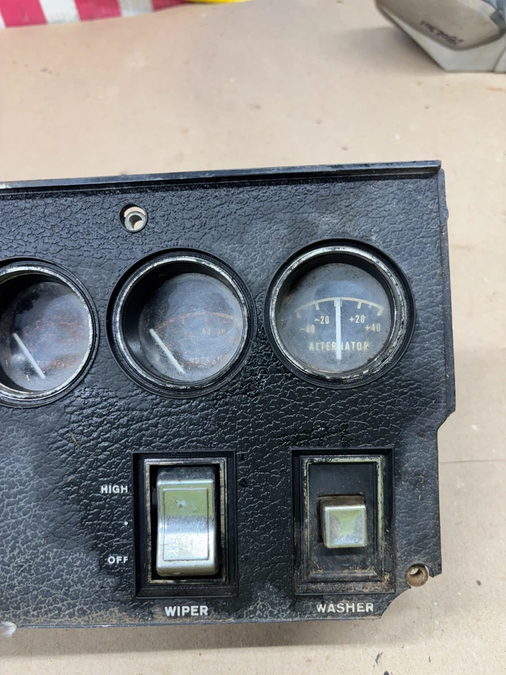 Dodge Charger Superbee 1969 1968 calibre Rallye reloj de racimo 150 mph muy pobre OE Foto 2 de 4