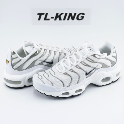 NIKE エア マックス Tn スタジアム Air Max Nike WMNS Air Max Plus SE TN Tuned Air White Metallic Silver
