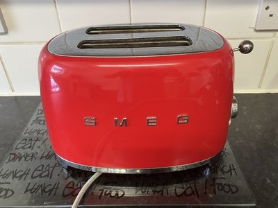 Smeg 2 Scheiben Toaster rot guter Zustand heizt nur eine Seite auf. funktionstüchtig
