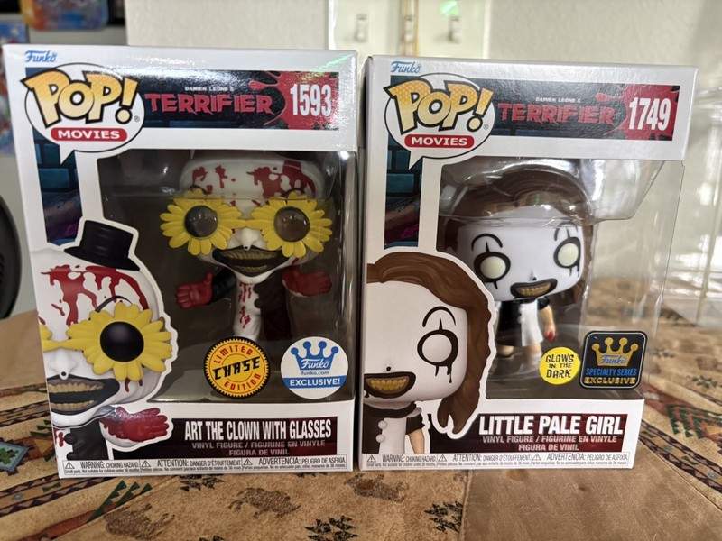 Funko Pop Terrifier Art the Clown w/ Glasses #1593 Bloody Chase + Pale Girl 