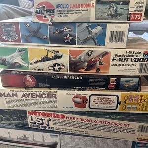 Lot Of 7 Vintage Model Airplanes & Ships Building Kits