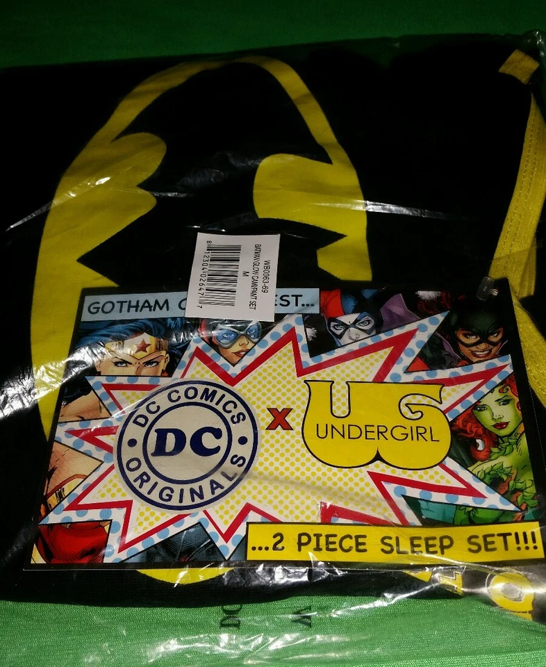 Juego de camisola y bragas Batman para mujer que brillan en negro oscuro/amarillo, talla M Foto 3 de 4