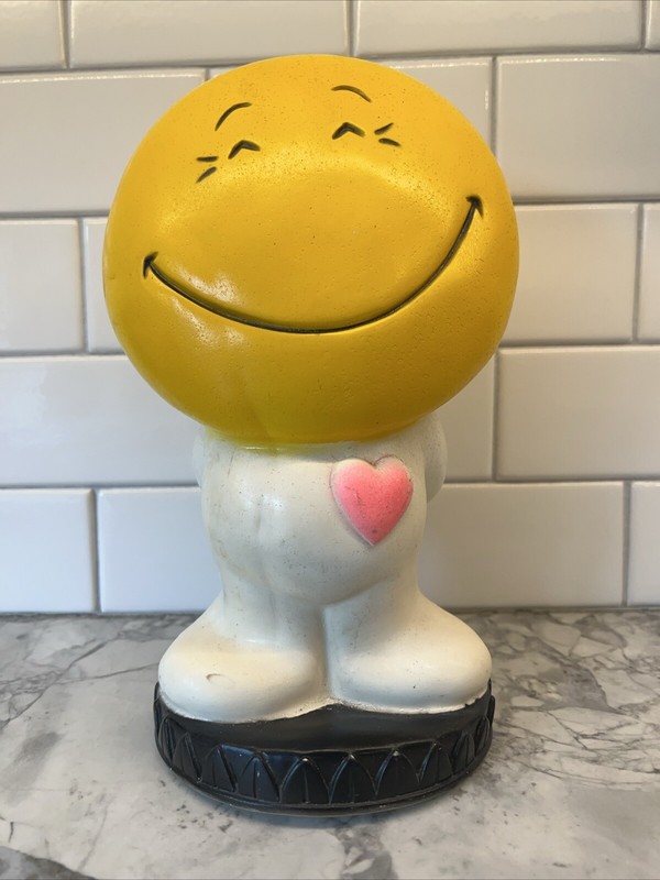Vintage Smiley Bank 1971