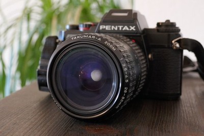 Pentax Program A mit Objektiv Takumar 28-80 mm | kompakte analoge SLR