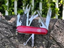 Swiss Army Original Cybertool 34 Translucent Red Knife Victorinox 1.7725.T, NIB