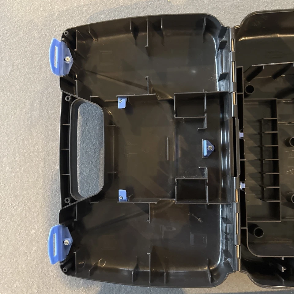 Sega Game Gear System Carry-All Hard Carrying Case Asciiware With Strap - Image 4 of 4