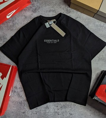 Essentials Kurz Hose XL- T-Shirt L MEIN INST Yarik_krikun 