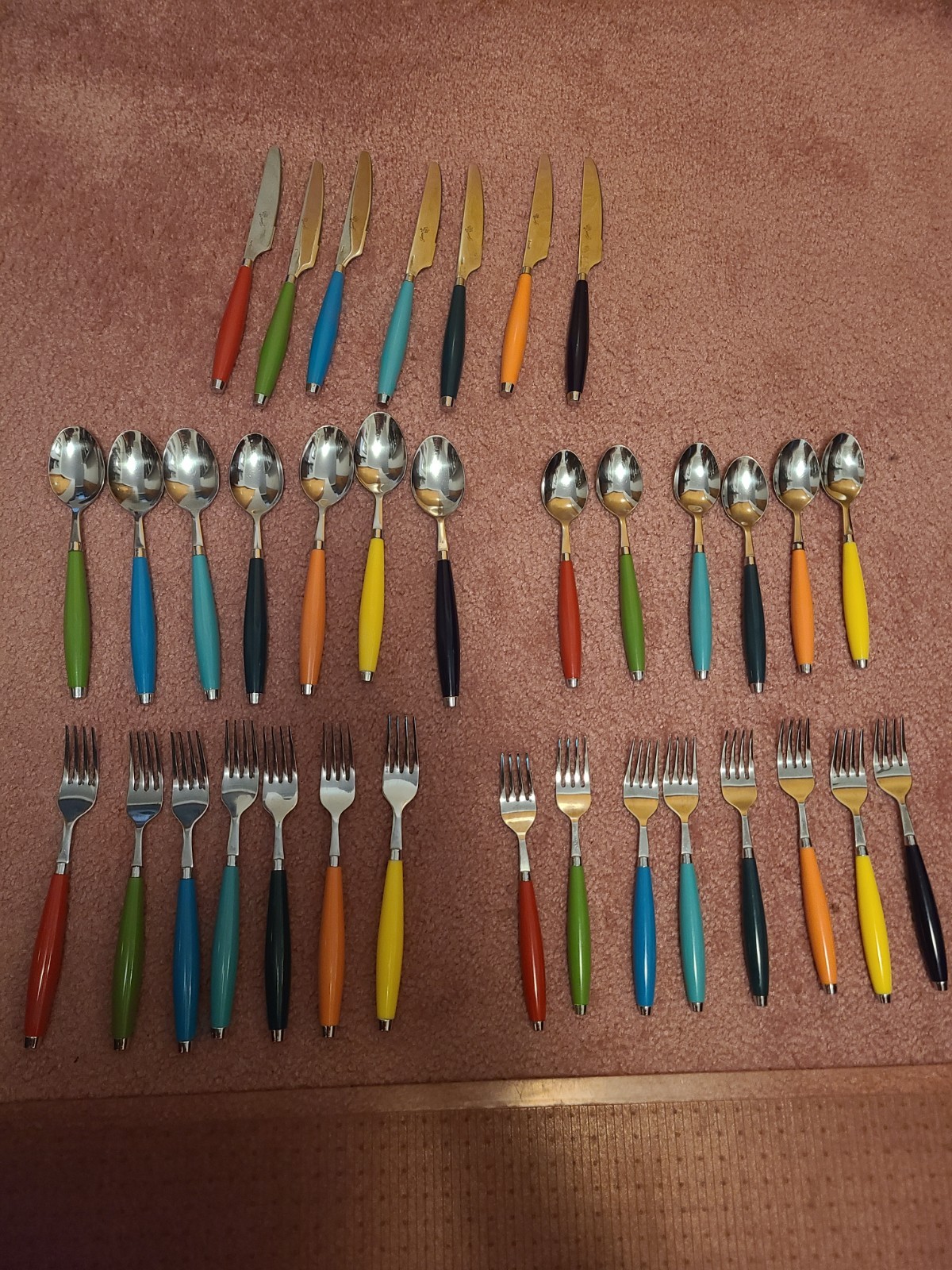 fiestaware round handle flatware silverware 35 pcs