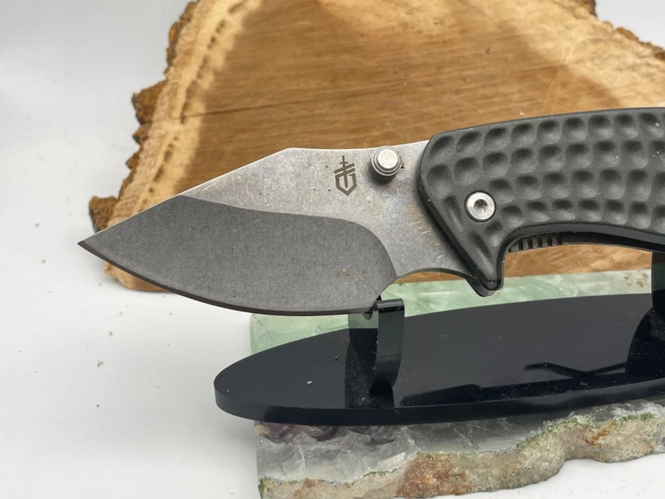 Складной нож GERBER Kettlebell с черной алюминиевой ручкой и фиксатором рамы 4660518A-1837.24 - Изображение 4 из 4