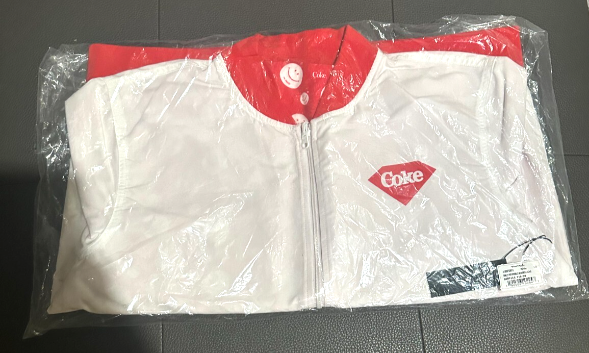 NWT Diamond Supply Co x Coca Cola Smiley Reversable Bomber Jacket 