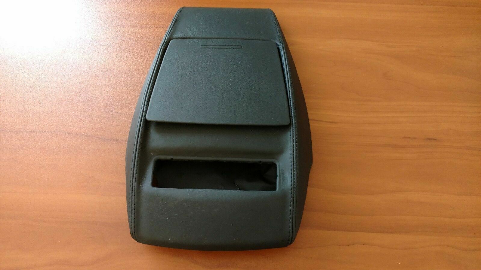 LAMBORGHINI MURCIELAGO LP640 INTERIOR GLASSES BOX LIGHT COVER OEM 418947105A