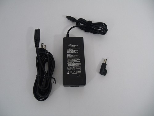 Rocketfish AC/DC Adapter Model RF-AC9021 19V - Picture 3 of 3