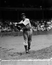 Charles L Gehringer of the Detroit Tigers at bat in 1933 Baseball Old Photo 4